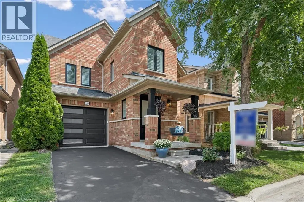 2294 Seton Crescent, Burlington