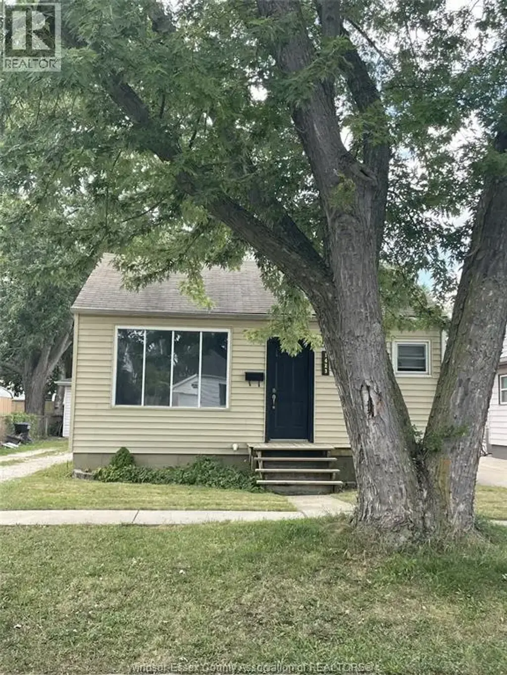 1423 Aubin Road, Windsor