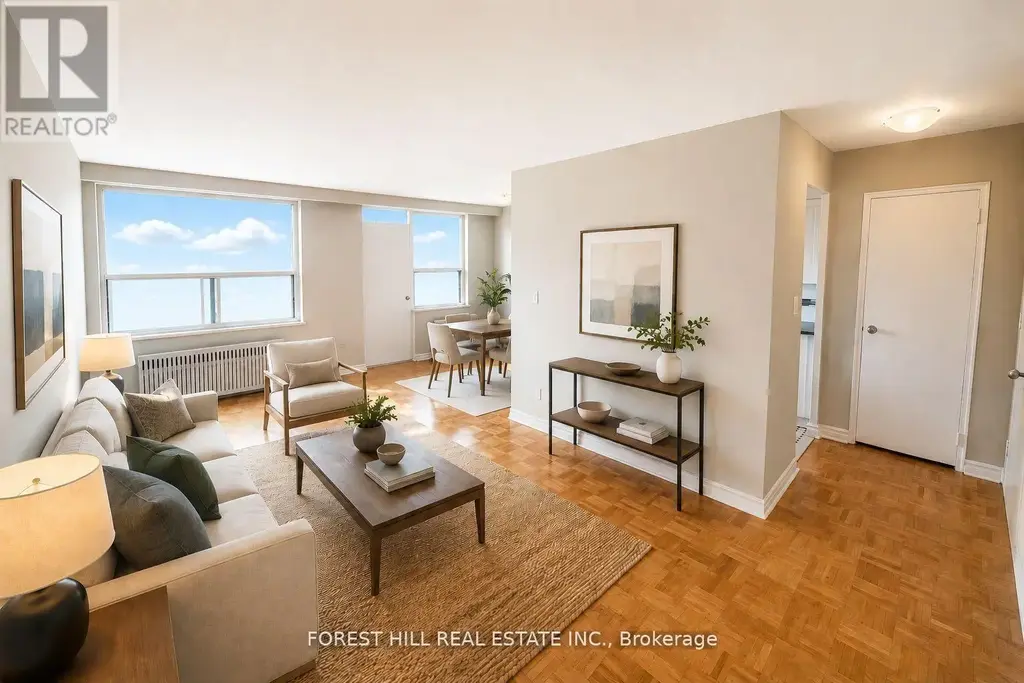 517 - 102 Goodwood Park Court, Toronto (Danforth Village-East York)