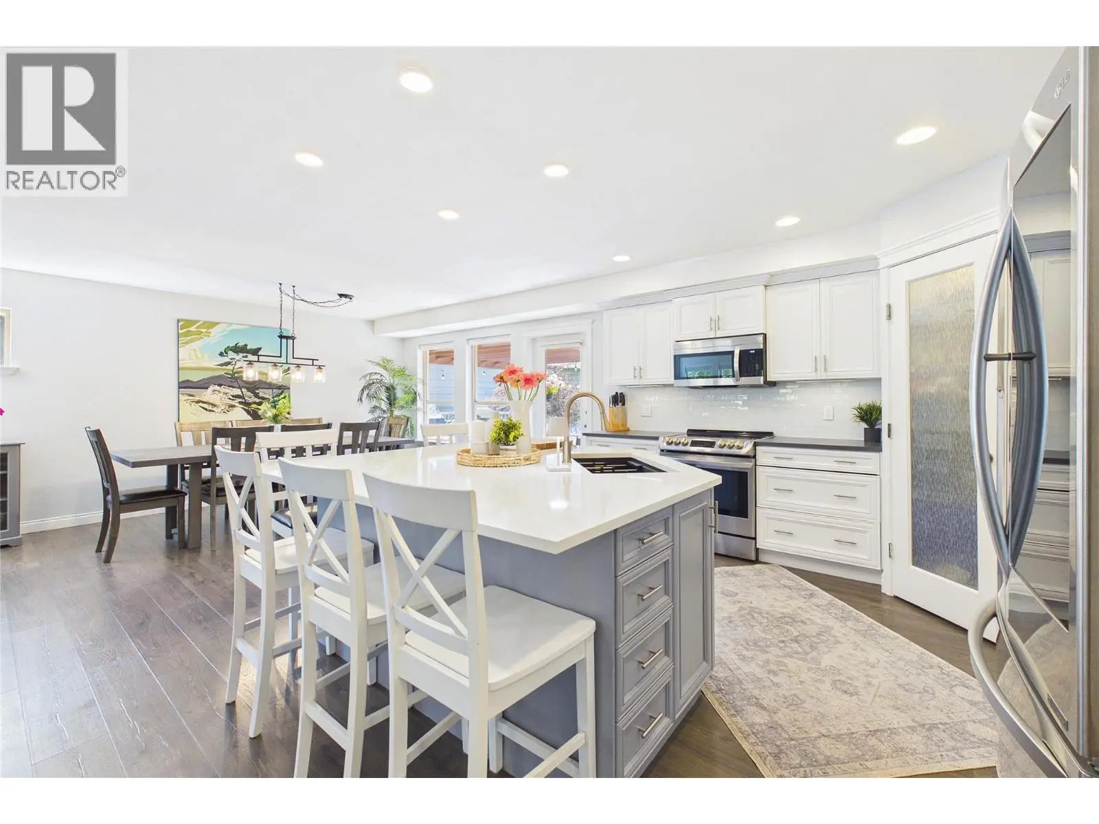307 Mccarren Avenue. Kelowna, British Columbia