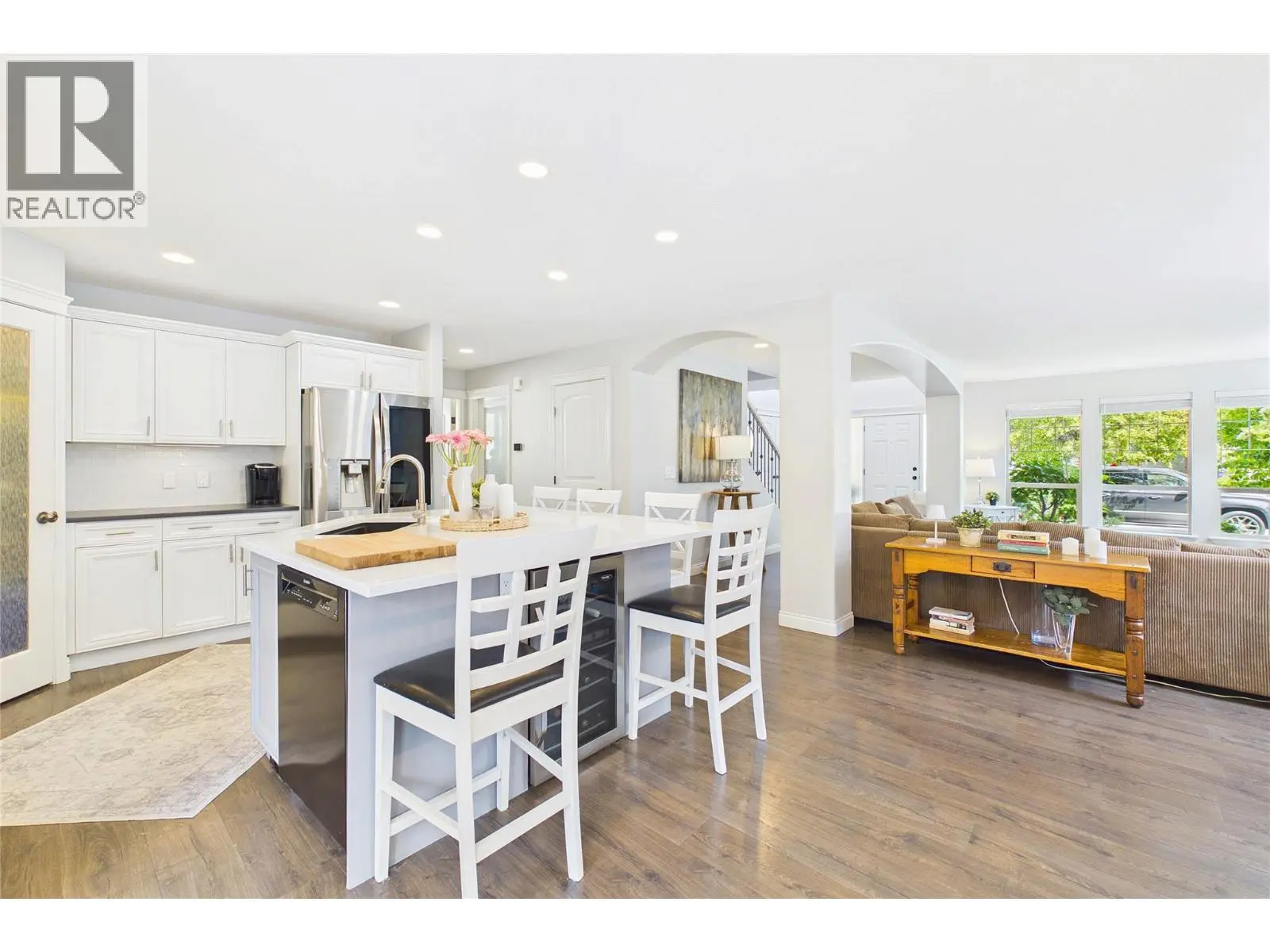 307 Mccarren Avenue. Kelowna, British Columbia