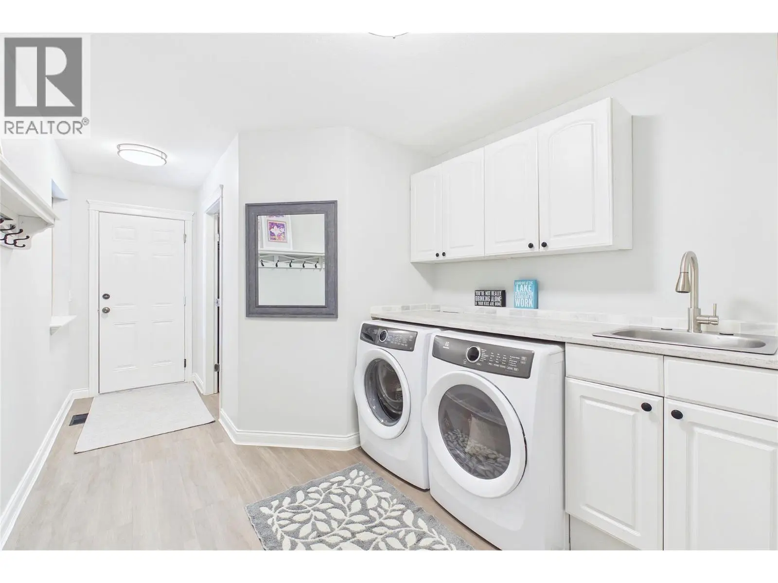 307 Mccarren Avenue. Kelowna, British Columbia