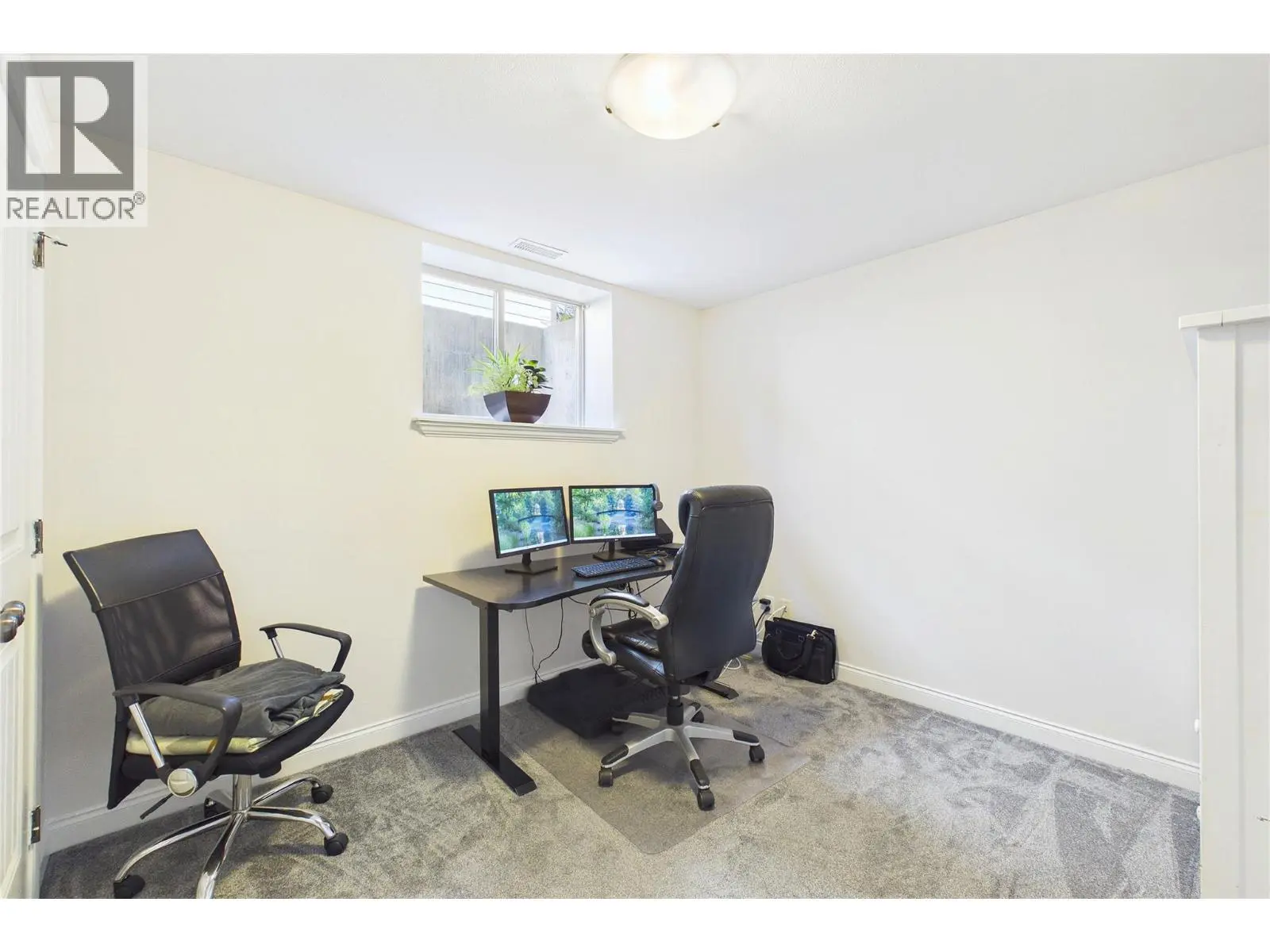 307 Mccarren Avenue. Kelowna, British Columbia