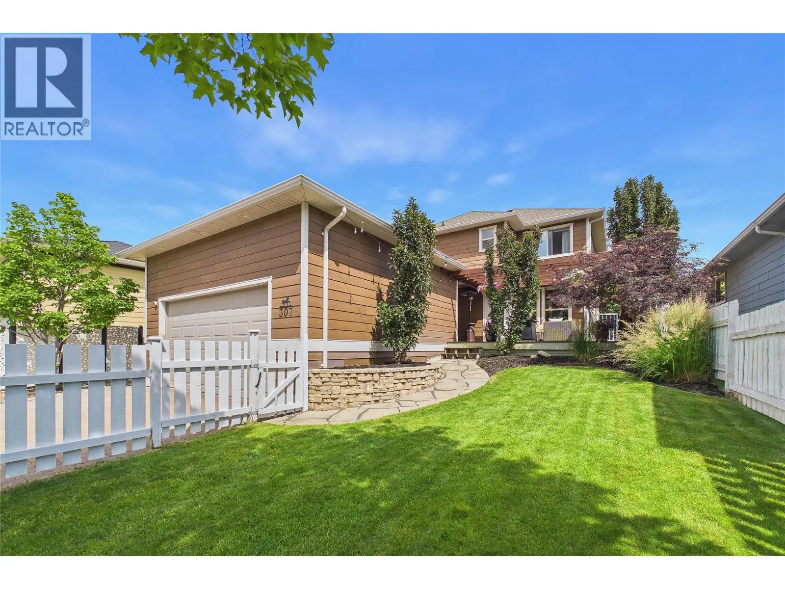 307 Mccarren Avenue. Kelowna, British Columbia