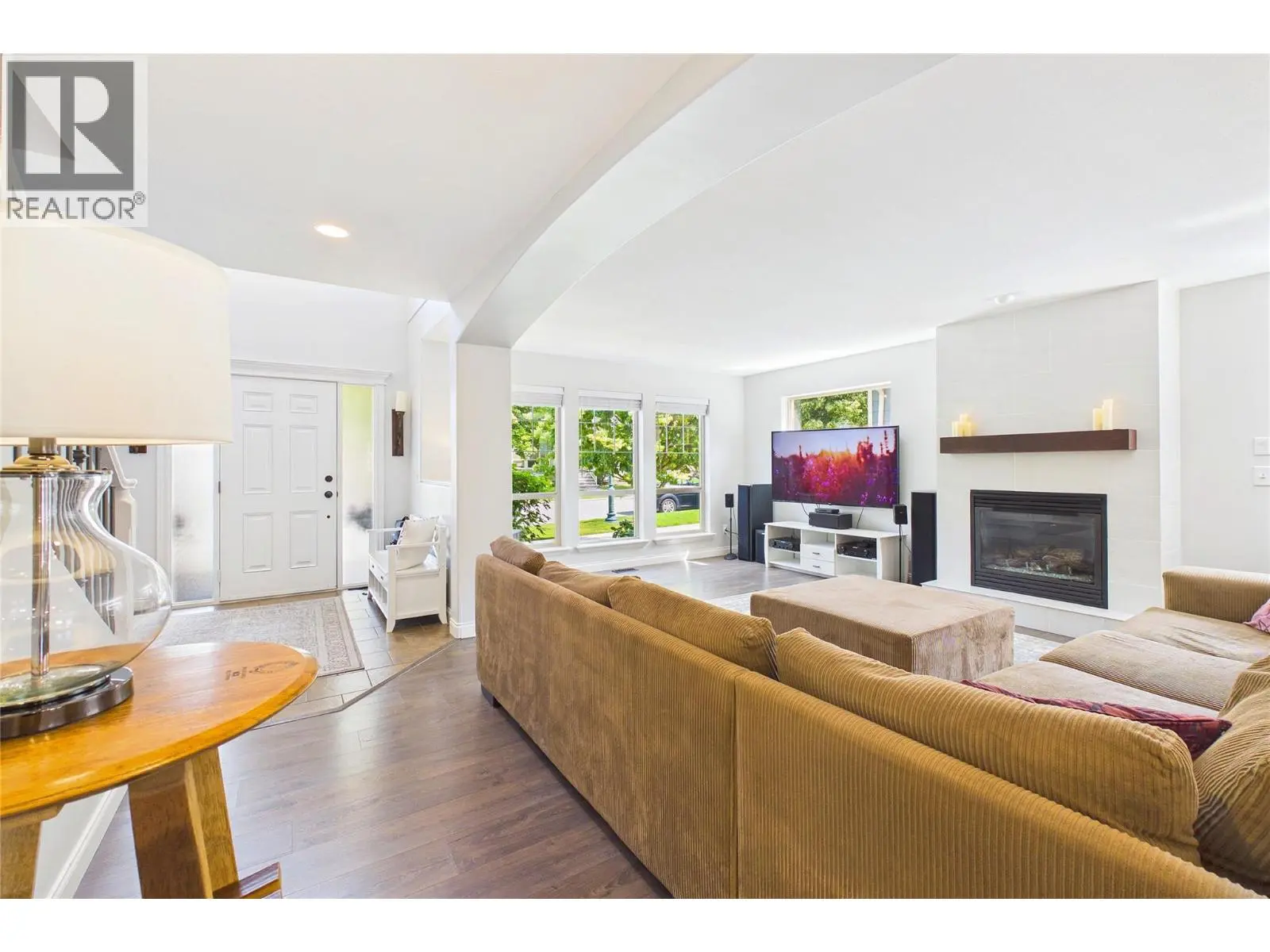 307 Mccarren Avenue. Kelowna, British Columbia