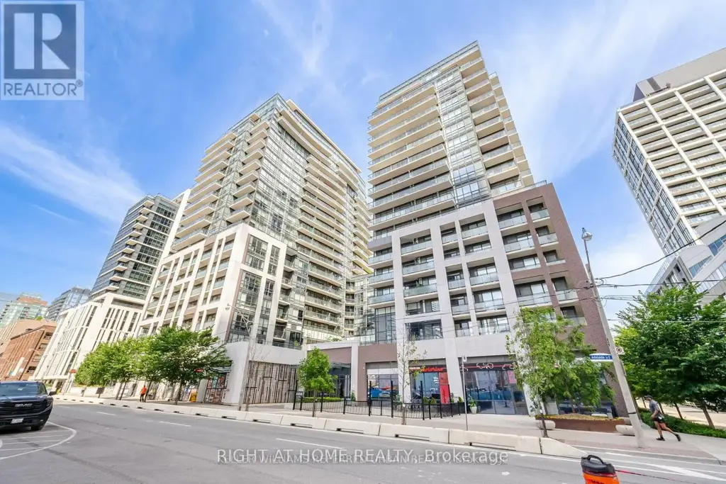 632 - 460 Adelaide Street E, Toronto (Moss Park)