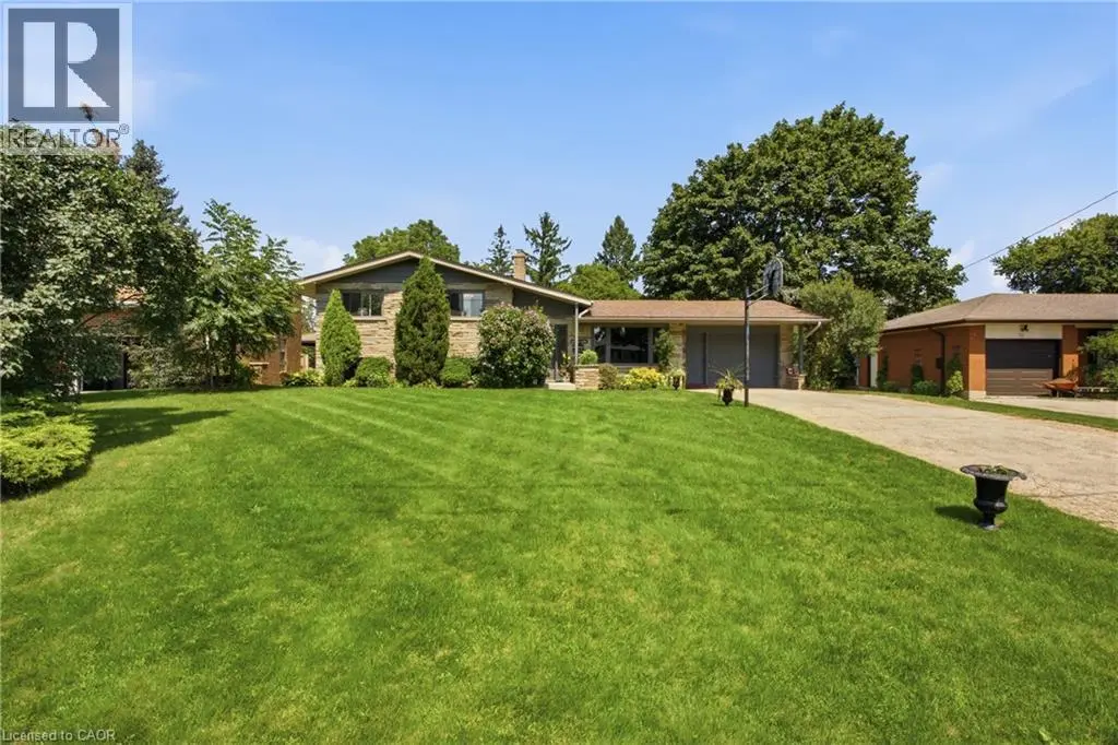 28 Alice Crescent, Petersburg