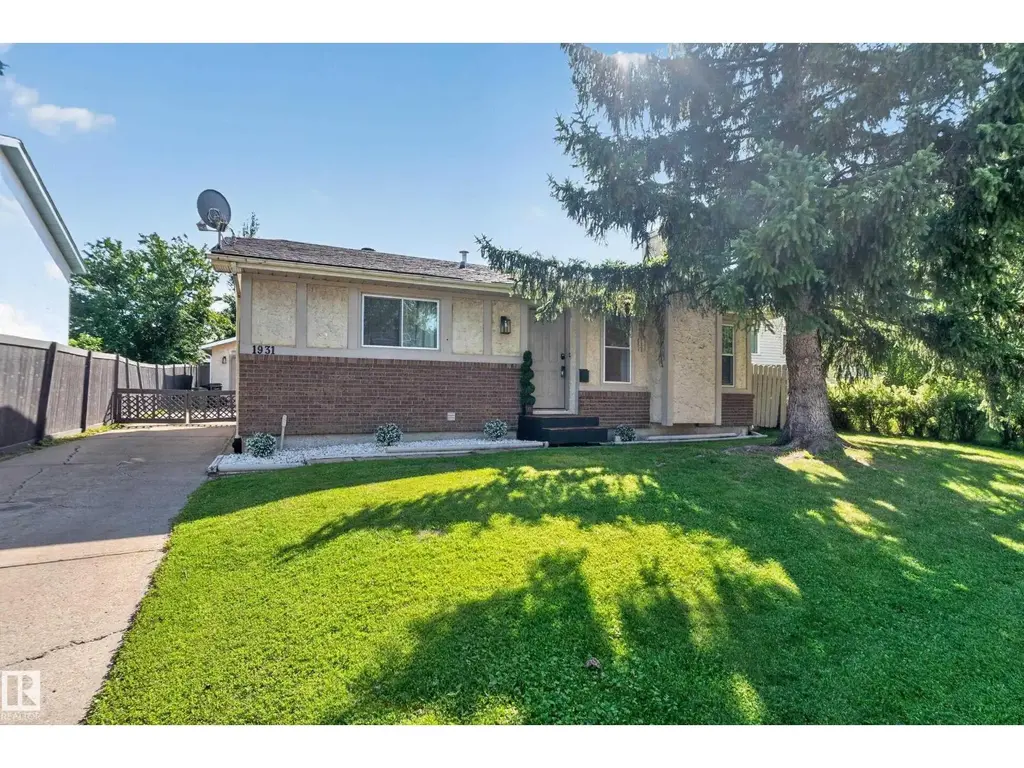 1931 145a Av Nw, Edmonton
