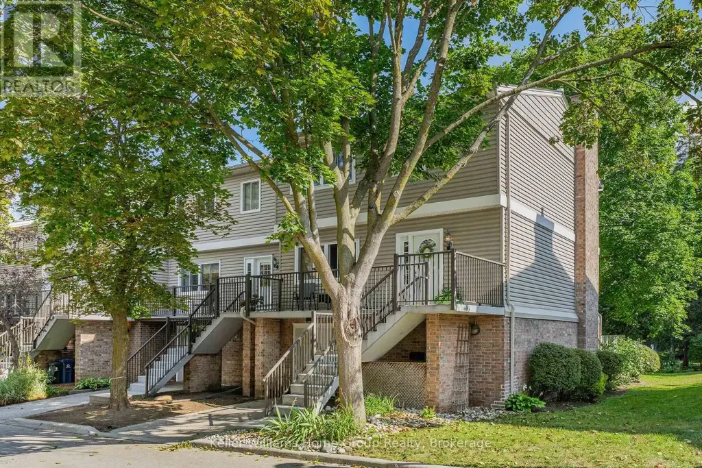 153 - 295 Water Street, Guelph (Dovercliffe Park/Old University)