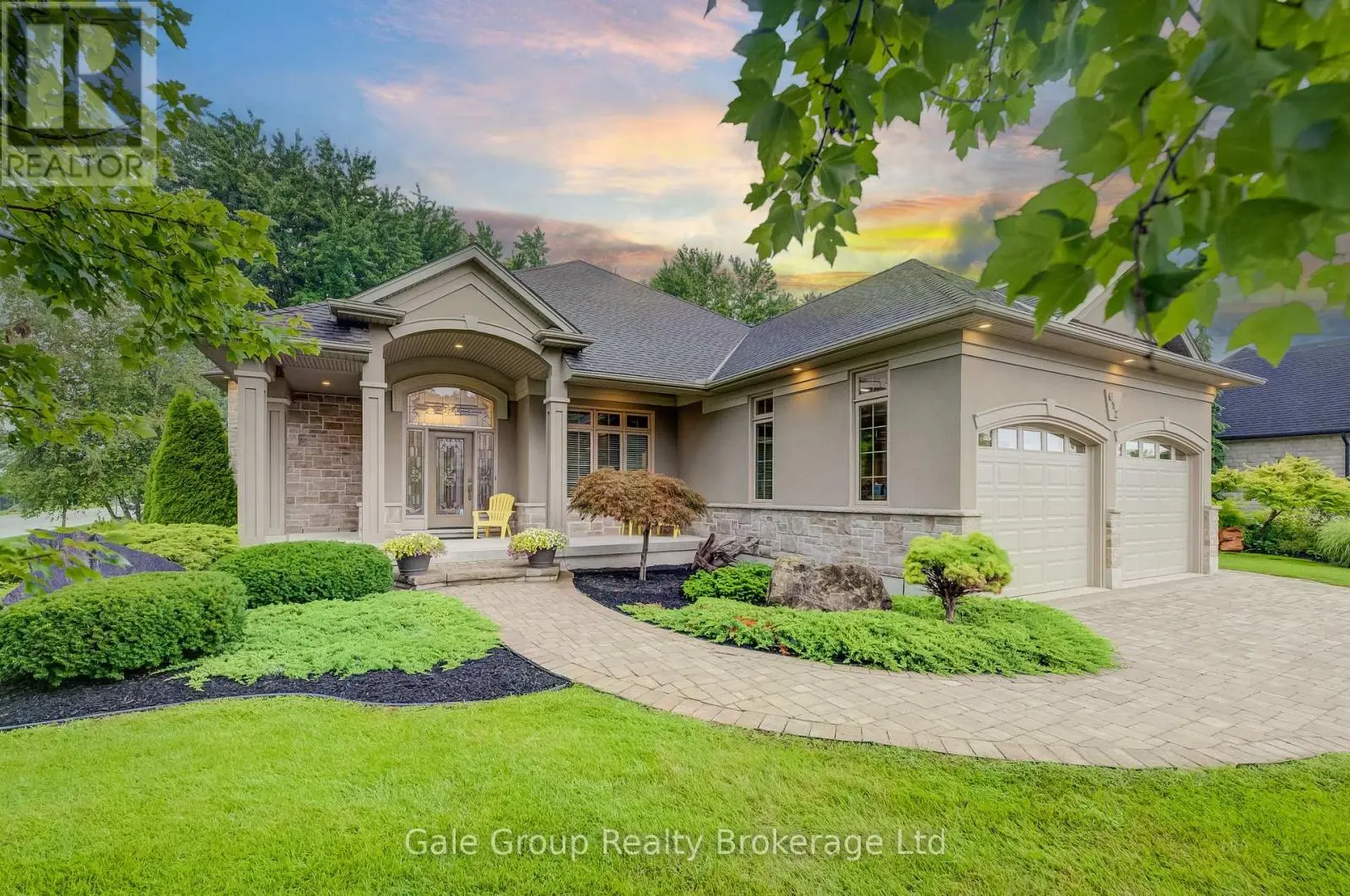 612 Lakeview Drive, Woodstock (Woodstock - North)