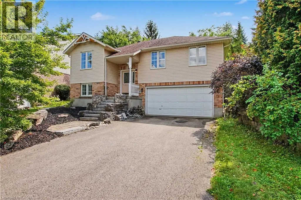 1 Cutting Drive, Elora