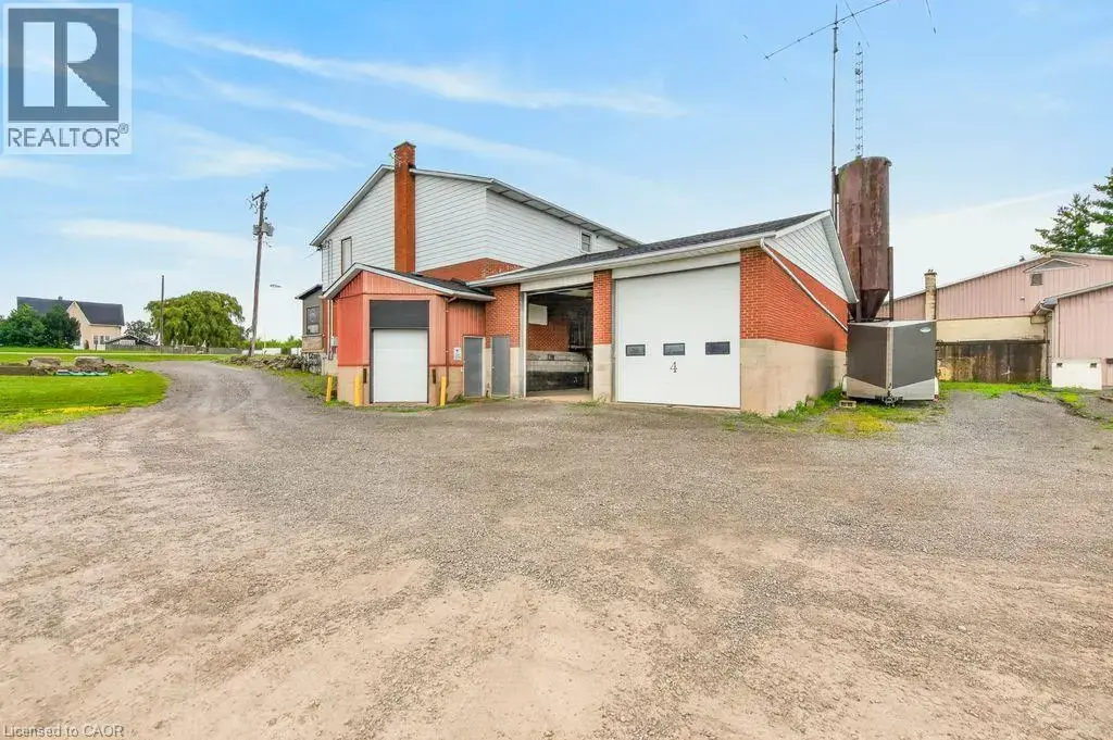 8268 #20 Highway Unit# Bay 3 & 4, Smithville