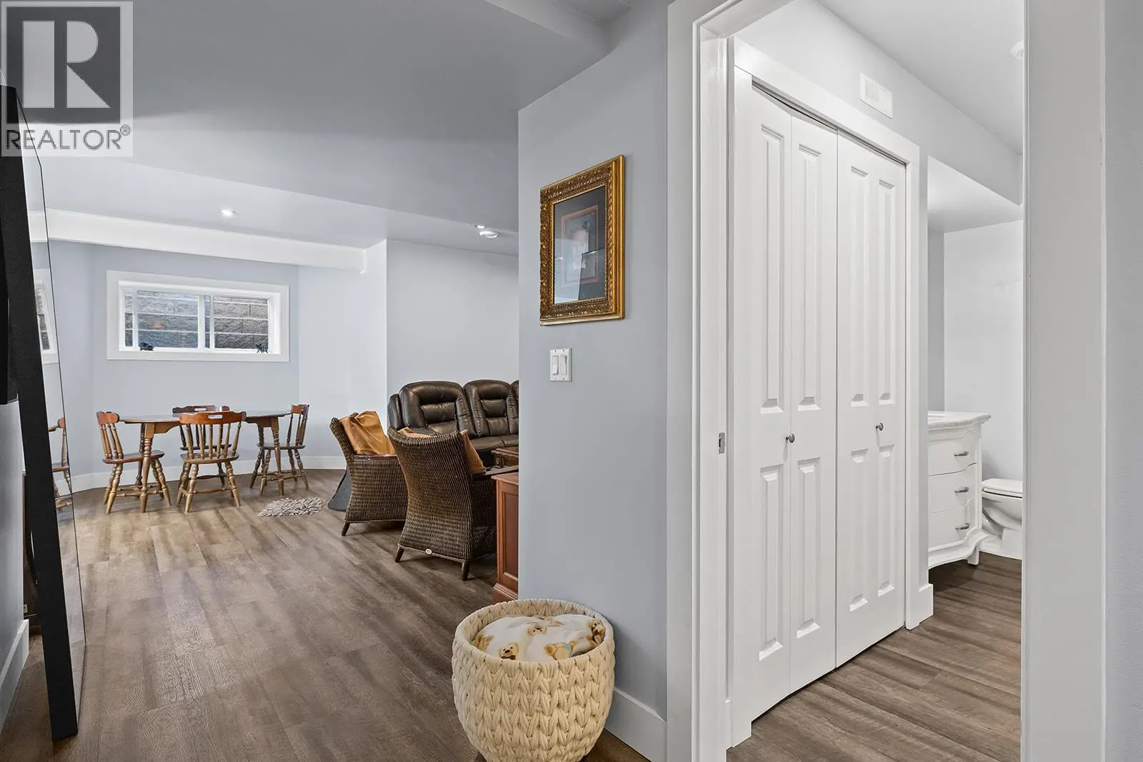 606 South Crest Drive. Kelowna, British Columbia