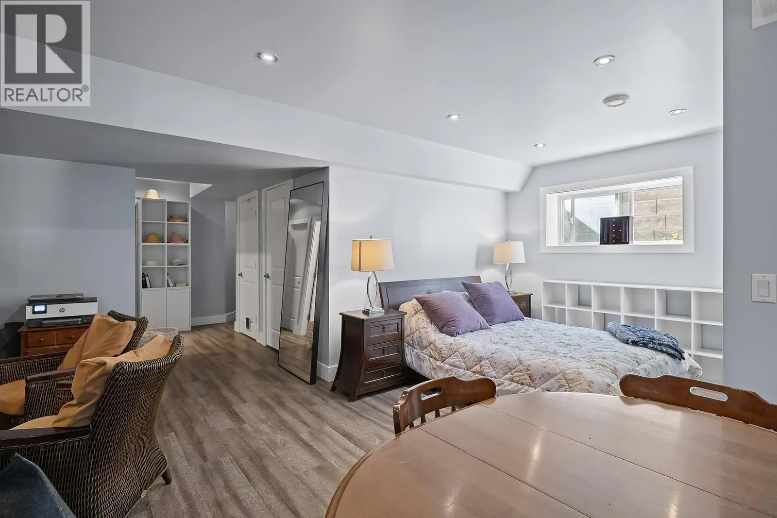 606 South Crest Drive. Kelowna, British Columbia