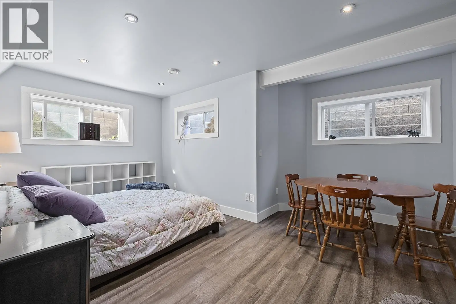 606 South Crest Drive. Kelowna, British Columbia