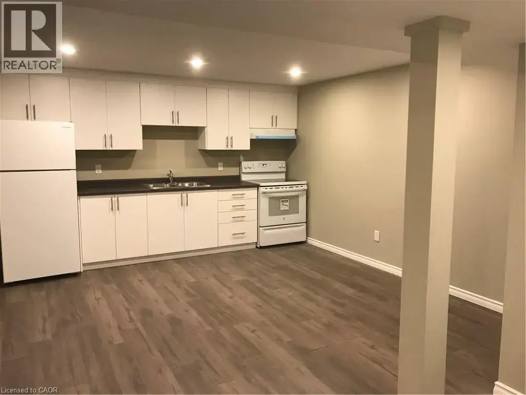 102 B Elmbank Trail, Kitchener