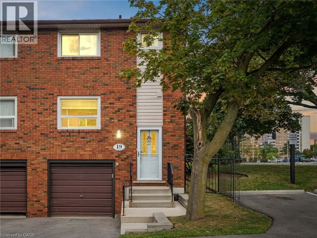 90 Magnolia Drive Unit# 19, Hamilton