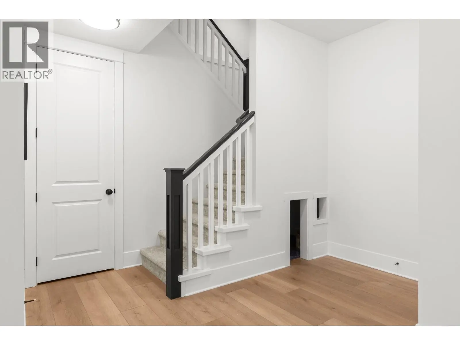 515 Wren Place Unit# 128. Kelowna, British Columbia