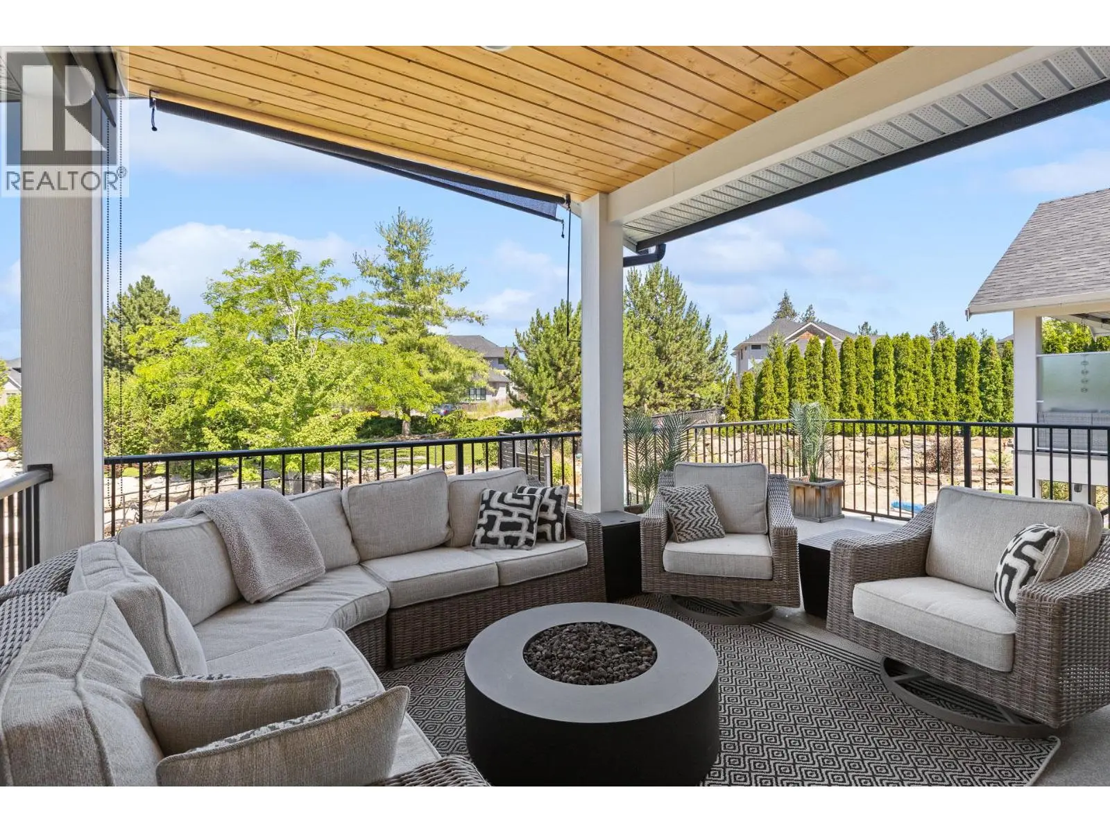 515 Wren Place Unit# 128. Kelowna, British Columbia