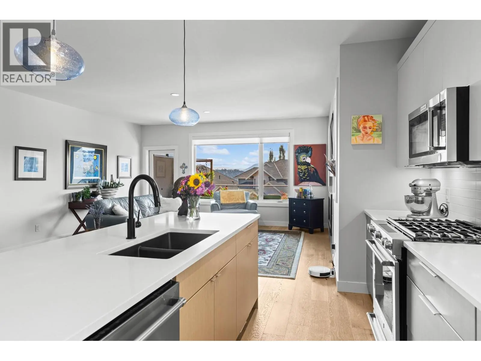 1349 Rocky Point Drive Unit# 8. Kelowna, British Columbia