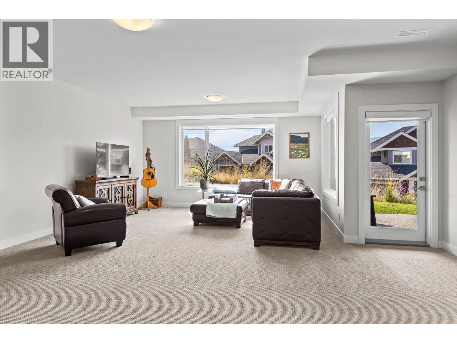 1349 Rocky Point Drive Unit# 8. Kelowna, British Columbia