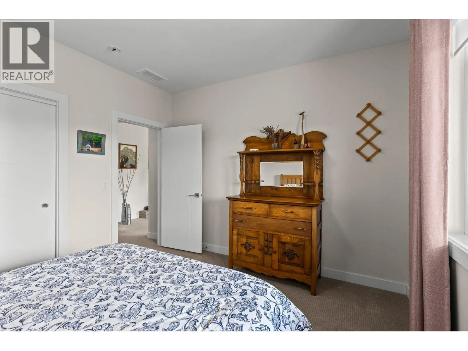 1349 Rocky Point Drive Unit# 8. Kelowna, British Columbia