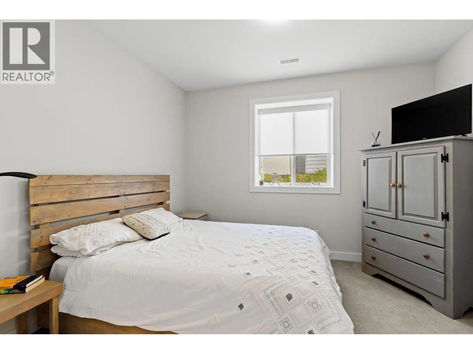 1349 Rocky Point Drive Unit# 8. Kelowna, British Columbia
