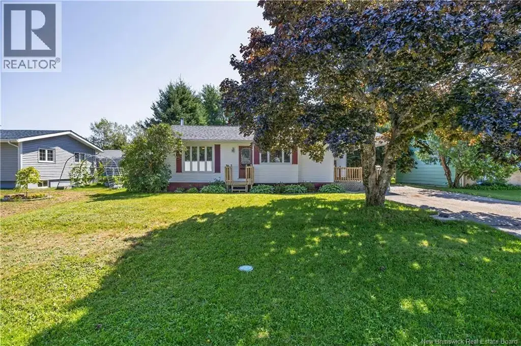 380 Sunset Avenue, Miramichi