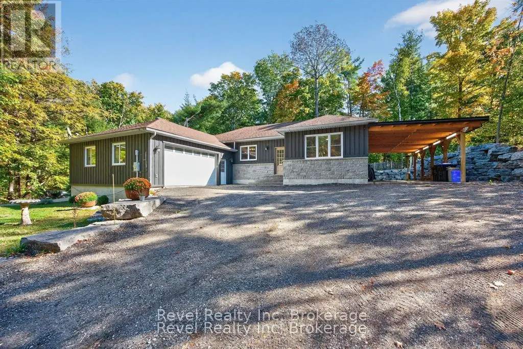 683 Lafontaine Road W, Tiny