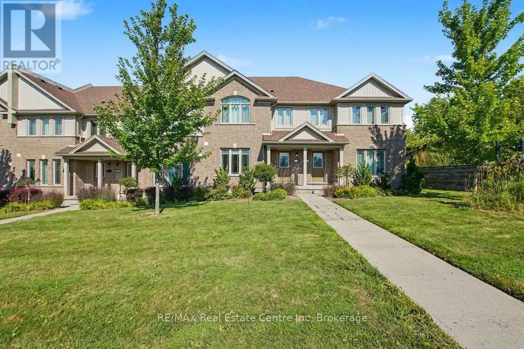 14 - 14 Amos Drive, Guelph (Kortright East)