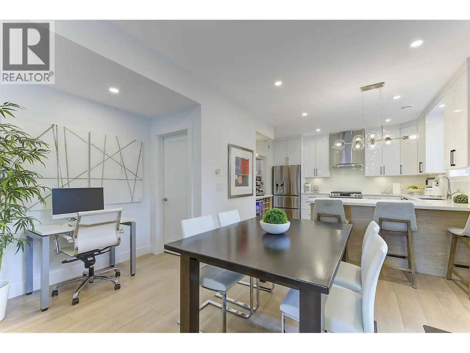 2274 Woodlawn Street Unit# 2. Kelowna, British Columbia