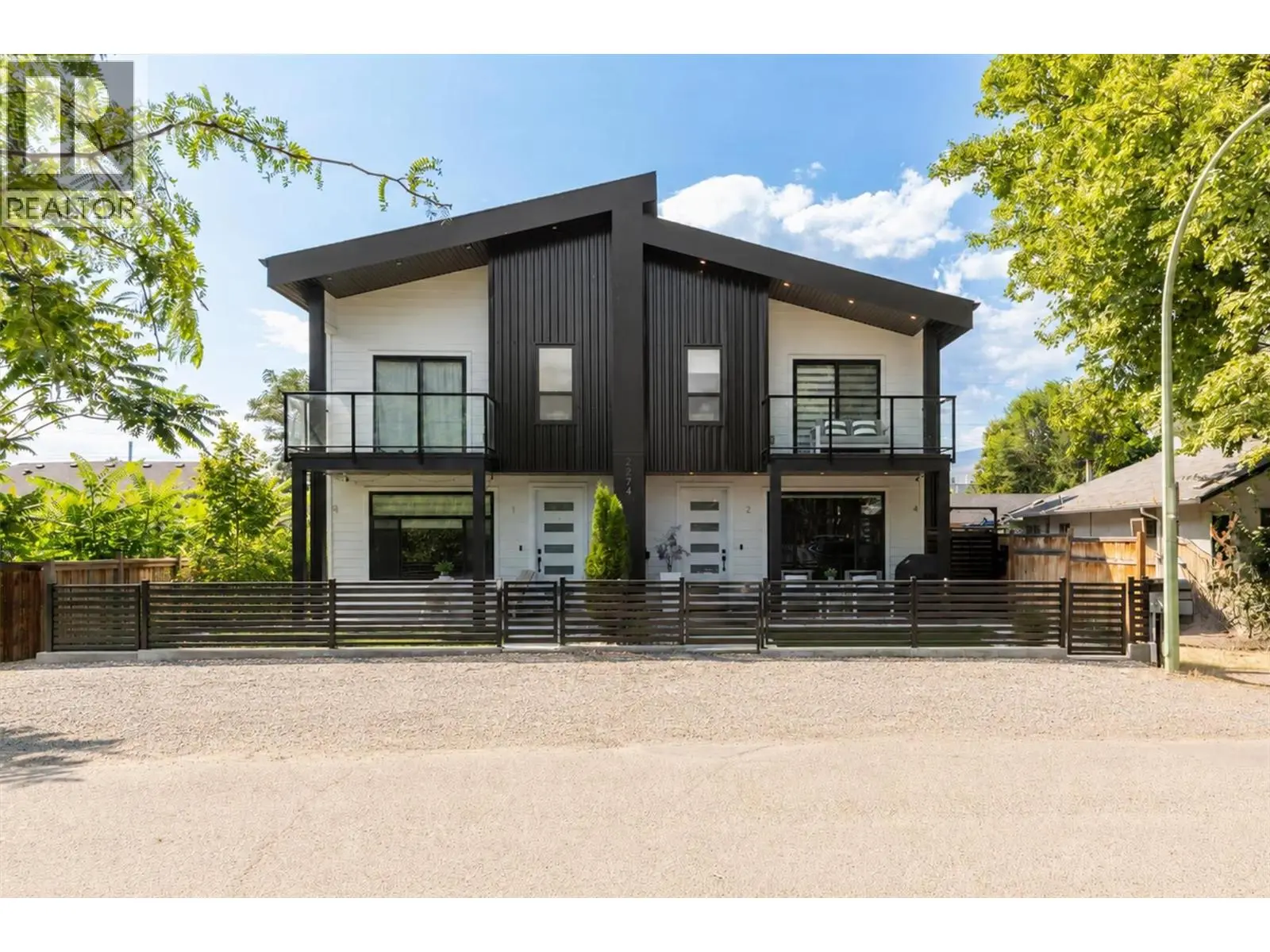 2274 Woodlawn Street Unit# 2. Kelowna, British Columbia