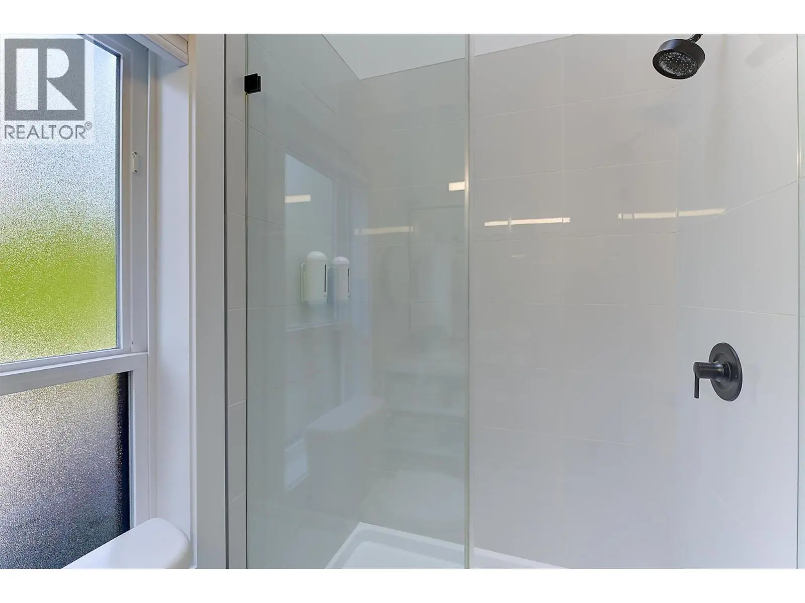 2274 Woodlawn Street Unit# 2. Kelowna, British Columbia
