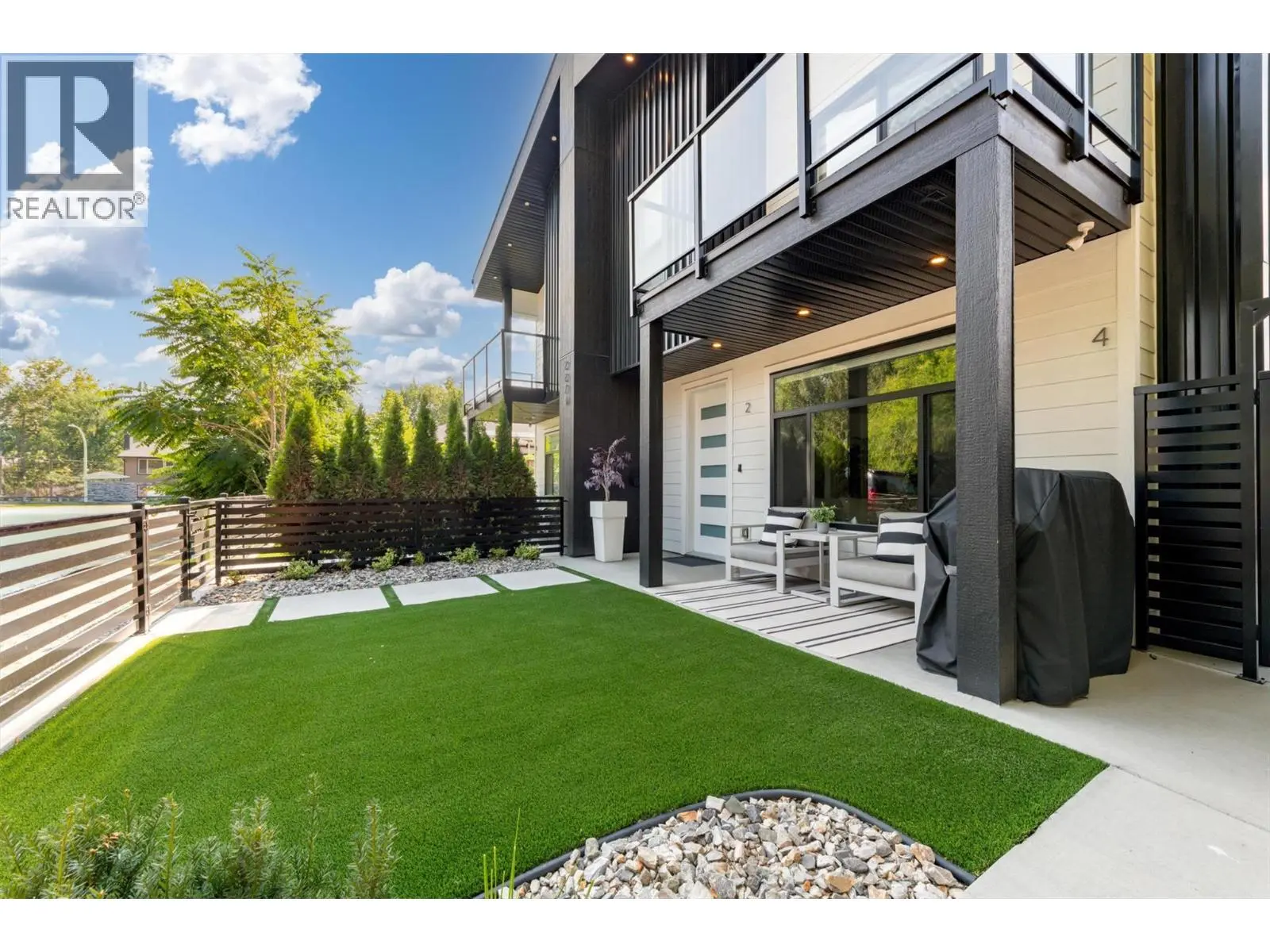 2274 Woodlawn Street Unit# 2. Kelowna, British Columbia