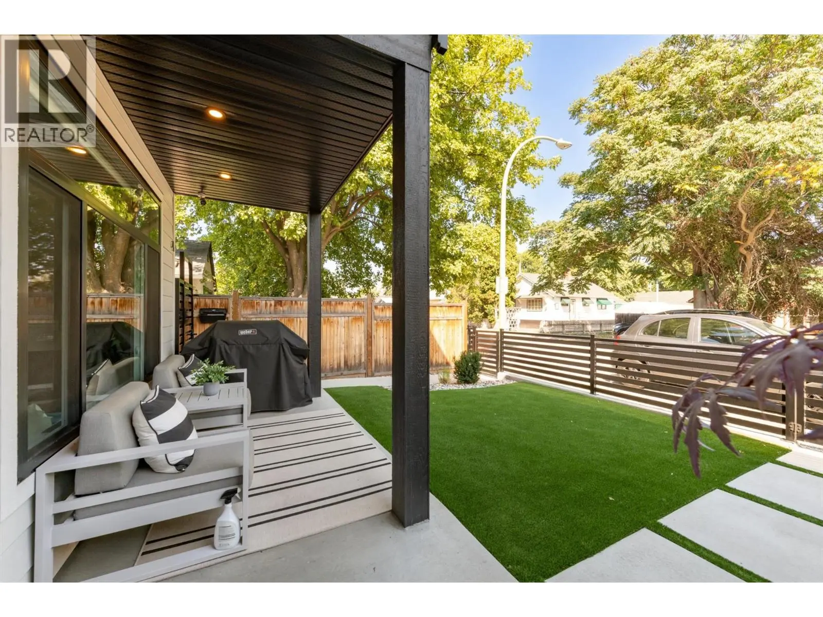 2274 Woodlawn Street Unit# 2. Kelowna, British Columbia