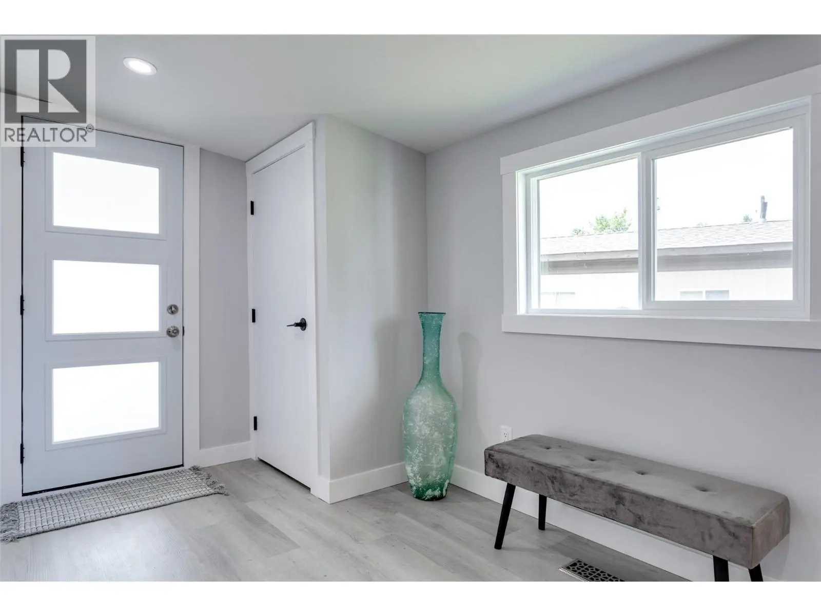 3535 Mcculloch Road Unit# 10. Kelowna, British Columbia