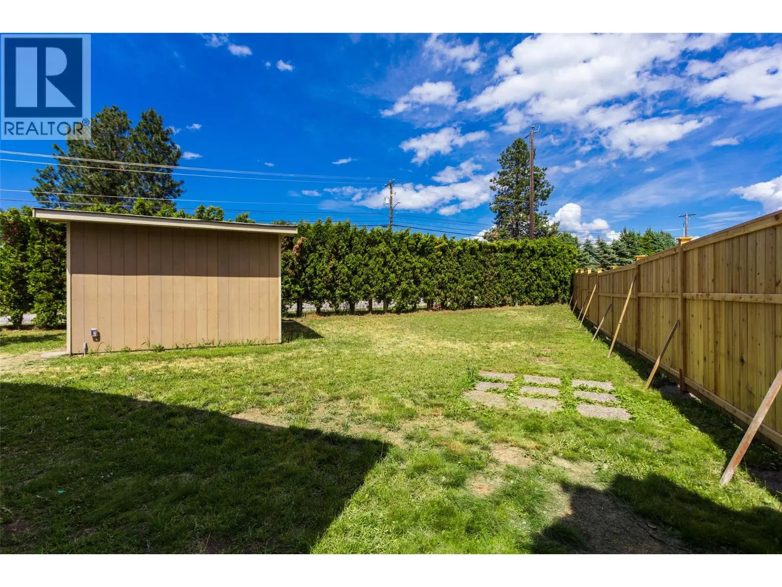 3535 Mcculloch Road Unit# 10. Kelowna, British Columbia