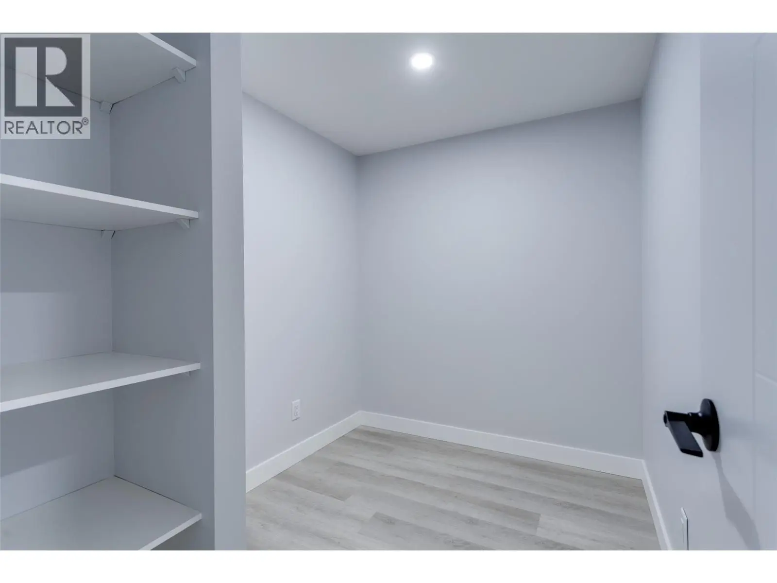 3535 Mcculloch Road Unit# 10. Kelowna, British Columbia
