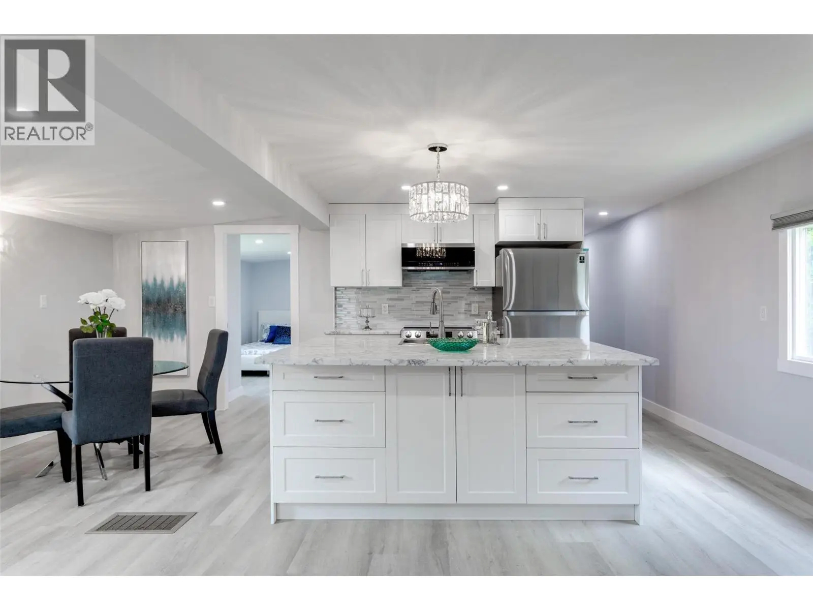 3535 Mcculloch Road Unit# 10. Kelowna, British Columbia