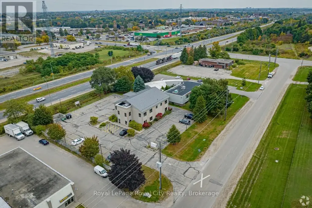 200 - 21 Lewis Road, Guelph (Willow West/Sugarbush/West Acres)