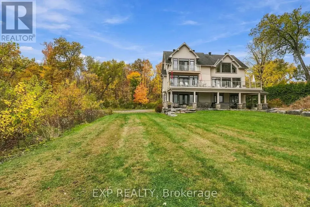 102 Allbirch Road, Ottawa