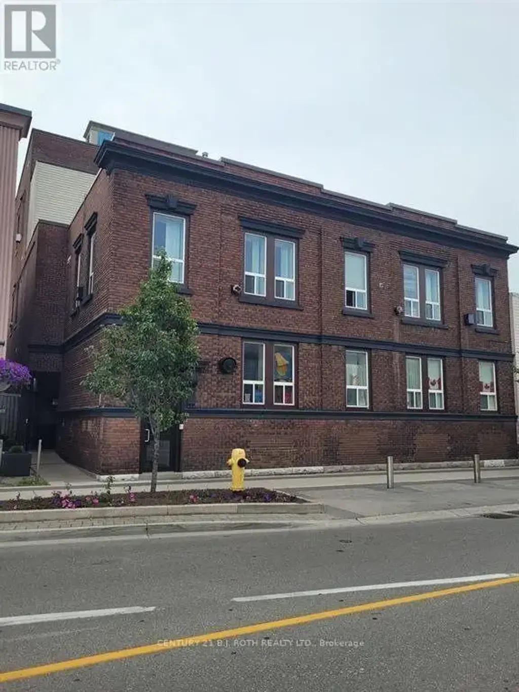 105 - 19 Dunlop Street W, Barrie (City Centre)