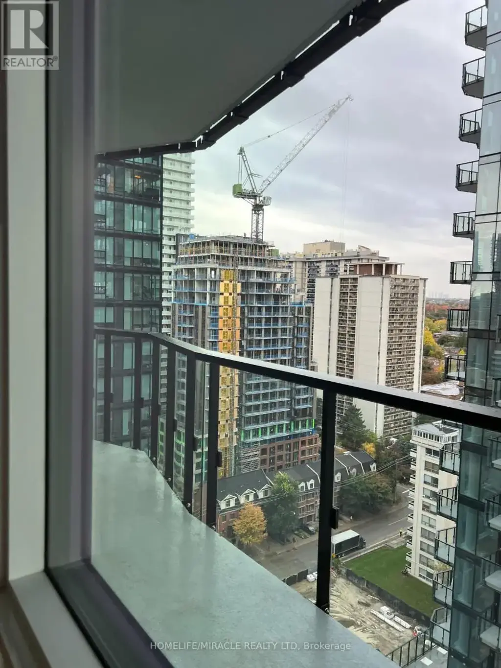 1706 - 110 Broadway Avenue, Toronto (Mount Pleasant West)
