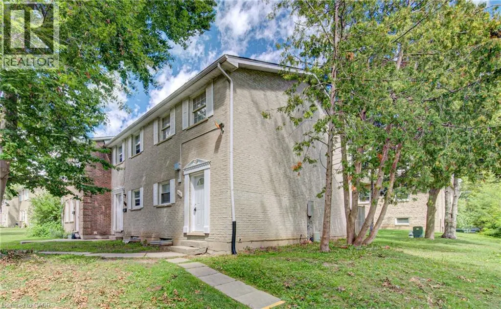 150 Westcourt Place, Waterloo