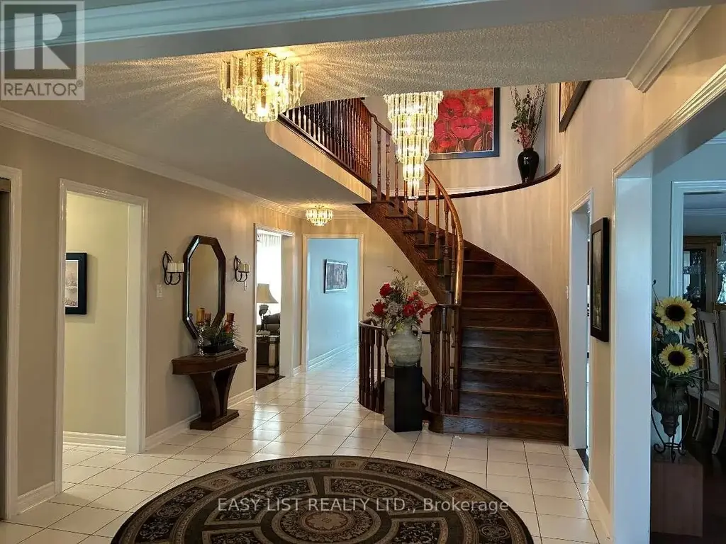 14 Gas Light Crescent, Vaughan (East Woodbridge)