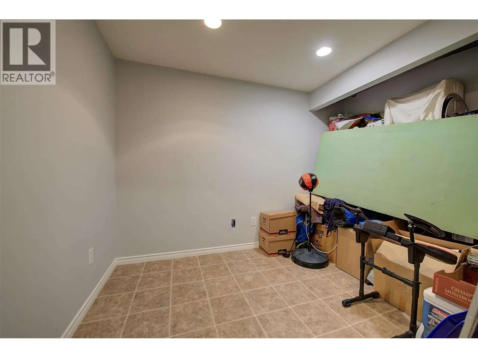 788 Rutland Road N Unit# 6. Kelowna, British Columbia