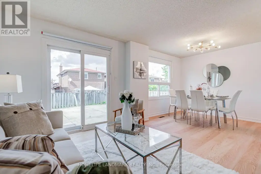 20 Barolo Road, Toronto (West Humber-Clairville)
