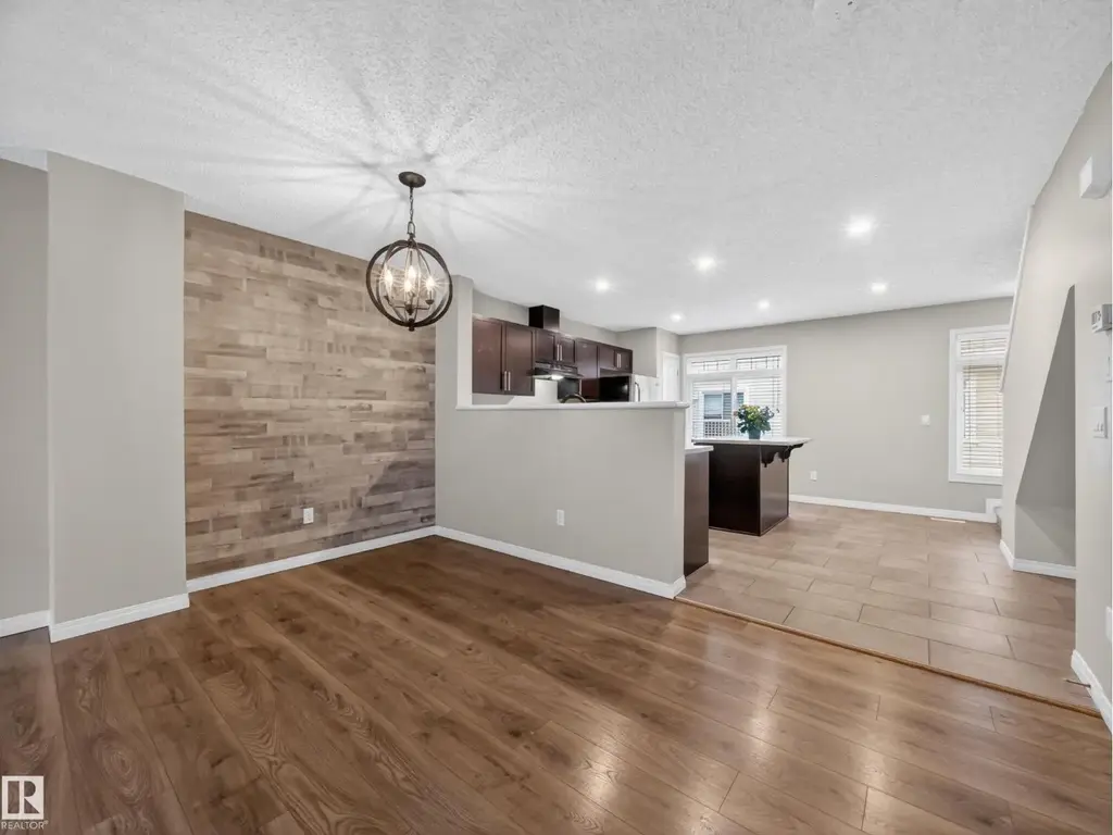 #31 1804 70 St Sw, Edmonton