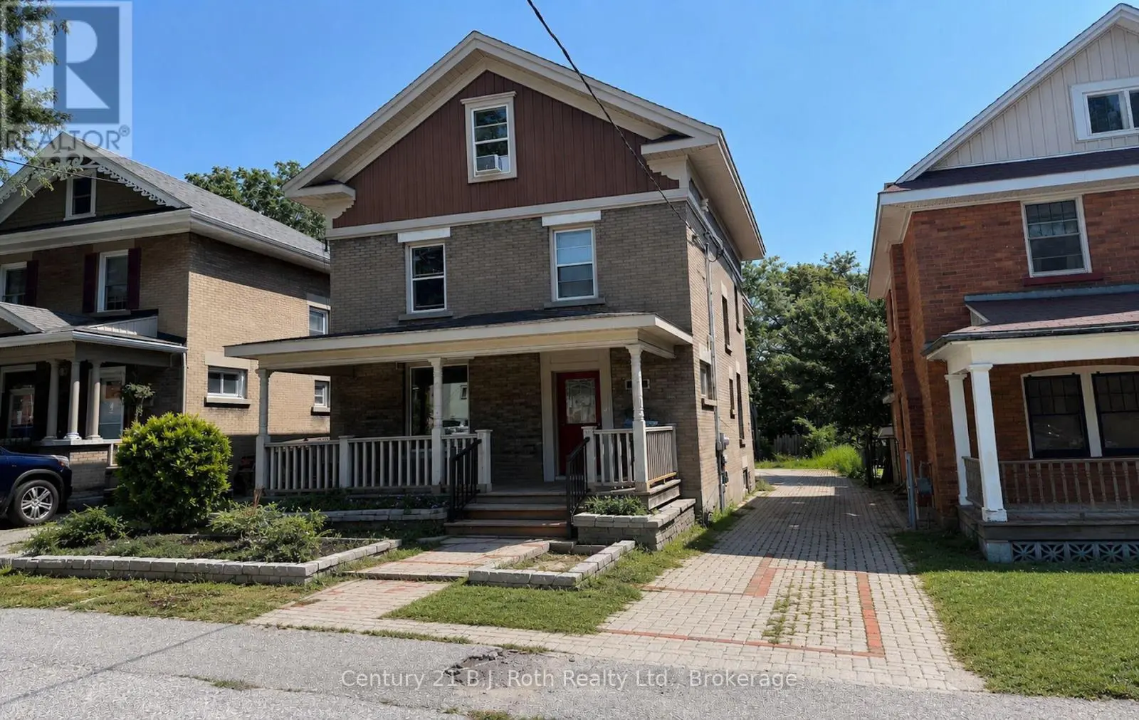 100 Cameron Street, Orillia