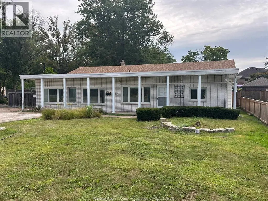 4360 Howard Avenue, Windsor